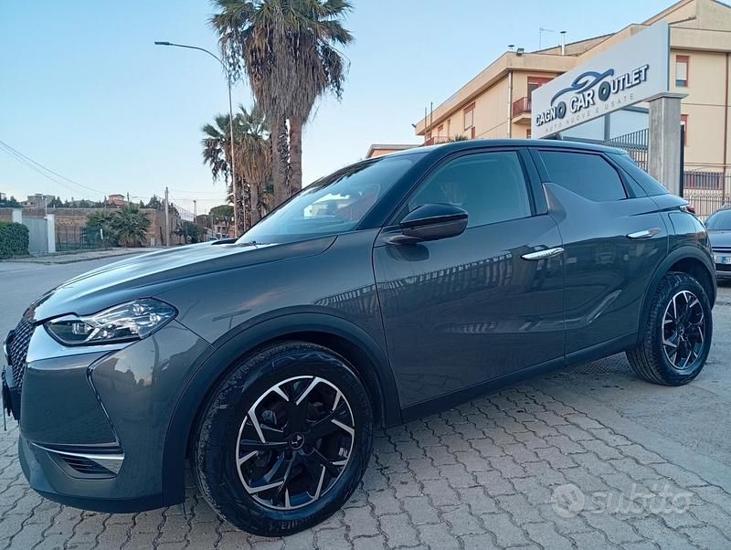 Käytetty DS Automobiles DS3 110 HP (80 kW) 2022 Harmaa Sedan