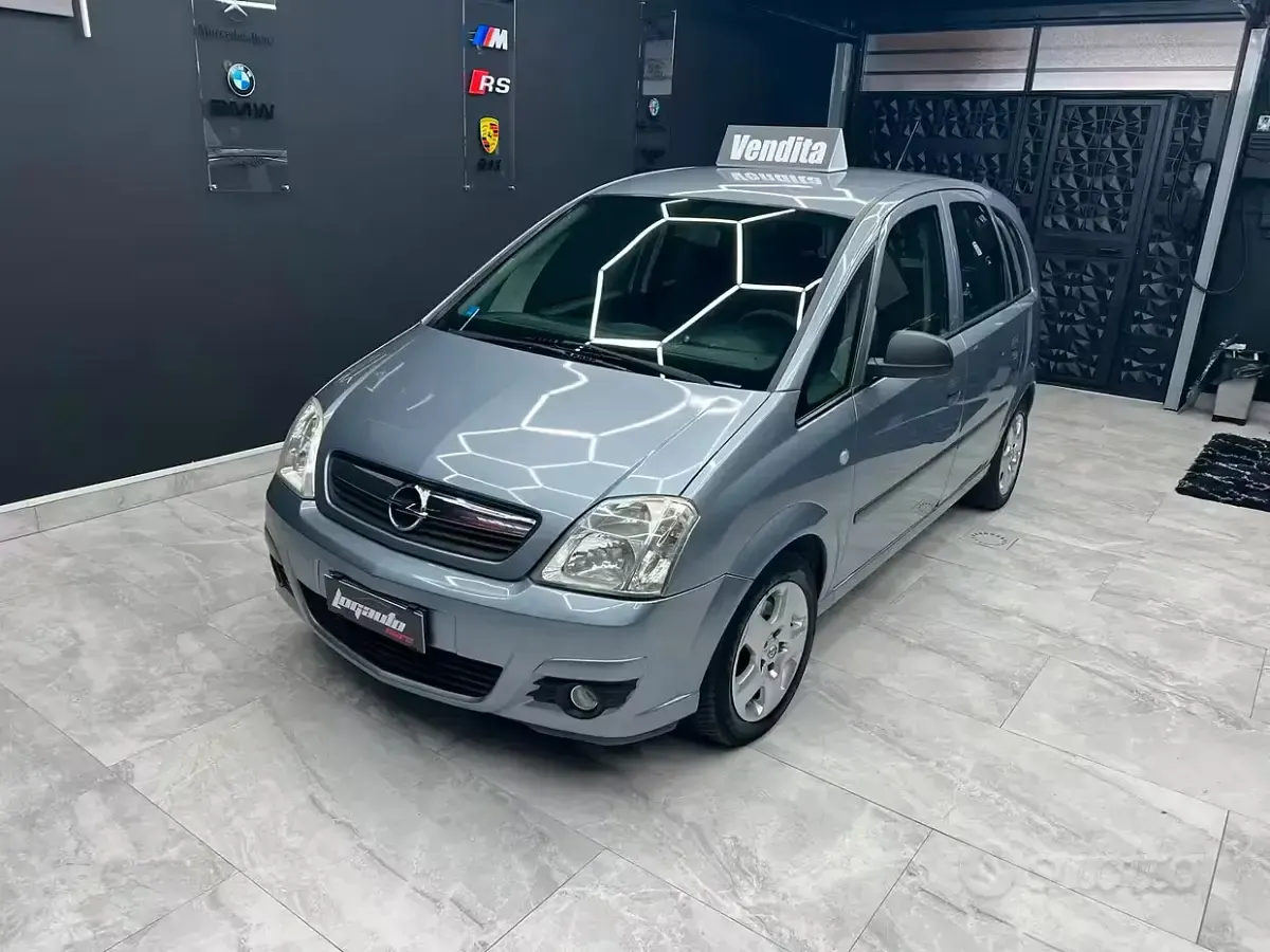 Usata Opel Meriva 90 CV (66 kW) 2008 Monovolume