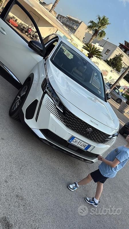 Usata Peugeot 3008 Allure 131 CV (96 kW) 2021 Bianco SUV