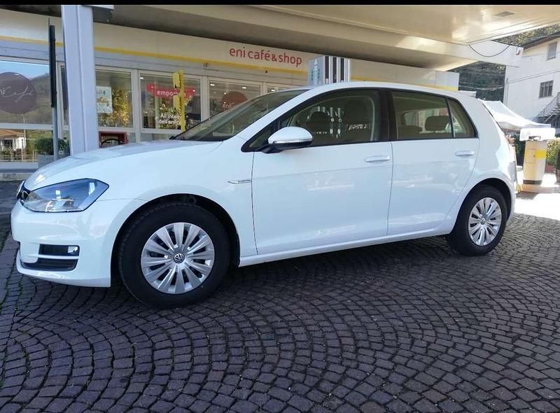 Usata VW Golf VII Comfortline 110 CV (80 kW) 2015 Berlina