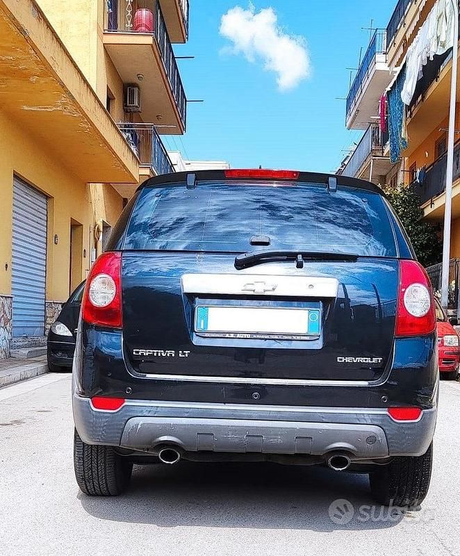 Usata Chevrolet Captiva LT 163 CV (119 kW) 2011 Nero SUV