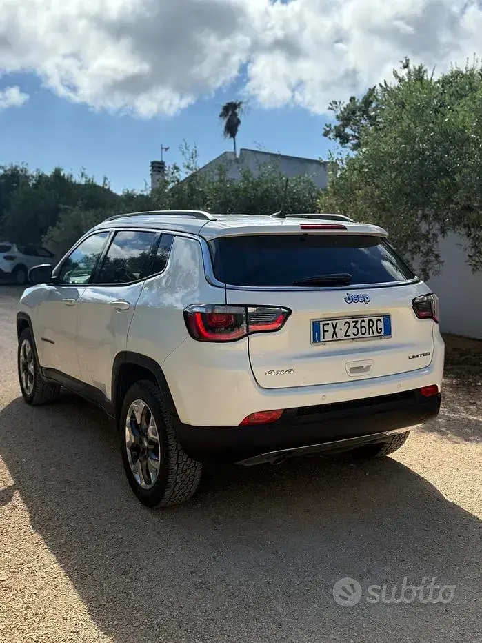 Usata Jeep Compass Limited 140 CV (102 kW) 2019 Bianco SUV