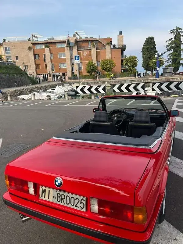 Usata BMW 320 Cabriolet Efficient Dynamics 129 CV (94 kW) 1990 Cabrio
