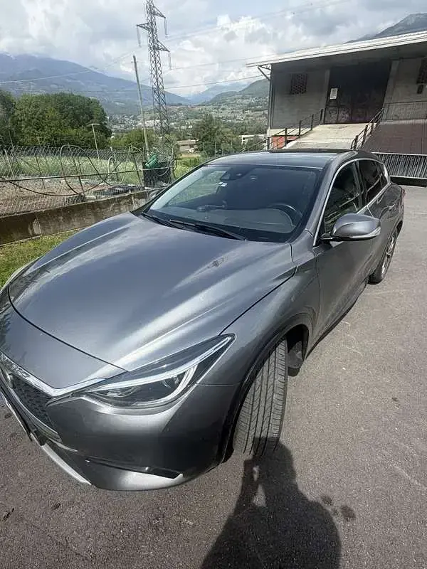 Usata Infiniti Q30 109 CV (80 kW) 2019 Grigio Berlina