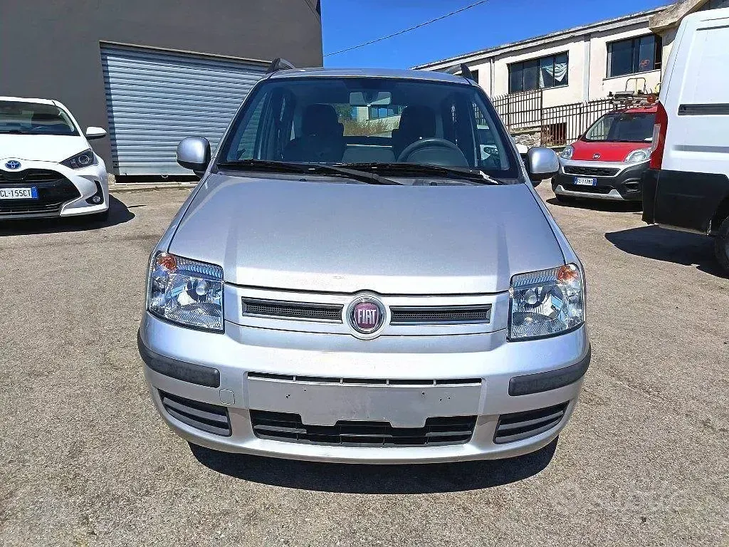 Usata Fiat Panda Dynamic 60 CV (44 kW) 2012 Grigio Utilitaria
