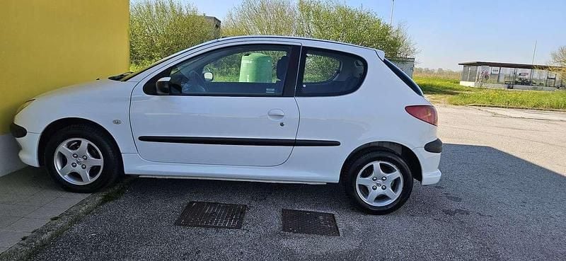 Usata Peugeot 206 S 60 CV (44 kW) 2006 Other Berlina