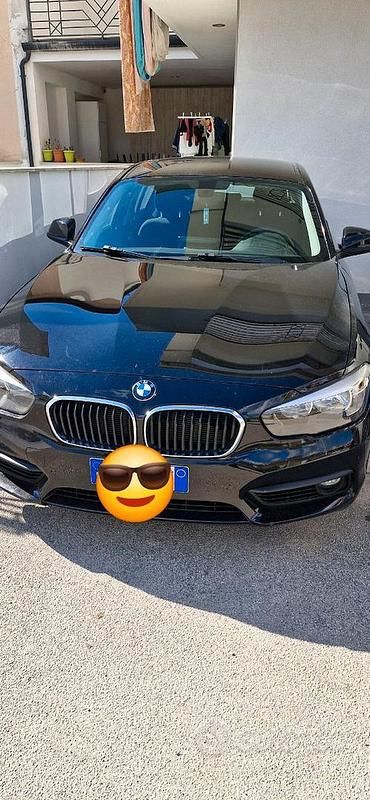 Begagnad BMW 118 M Performance 136 HK (100 kW) 2018 Svart Halvkombi