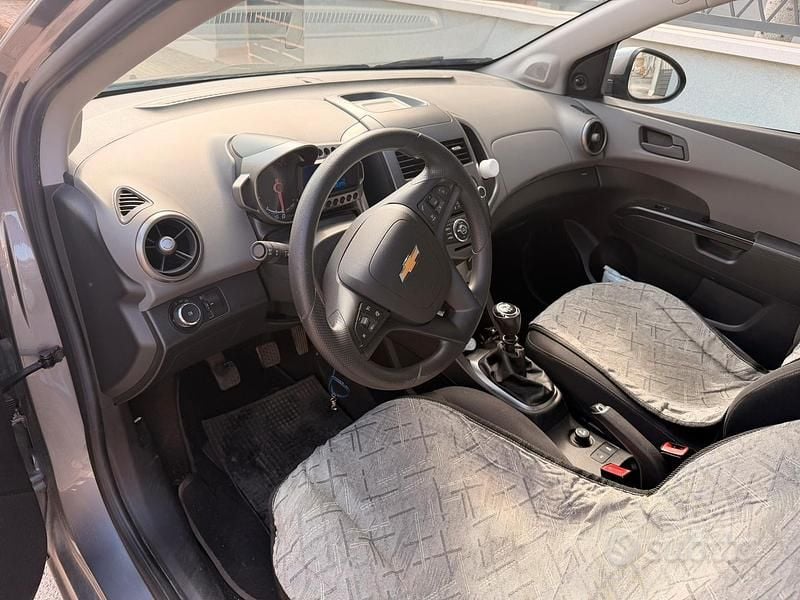 Usata Chevrolet Aveo 2012 Grigio Berlina