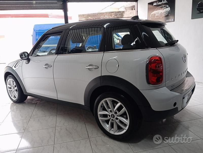 Usata Mini Countryman 111 CV (81 kW) 2013 Bianco SUV