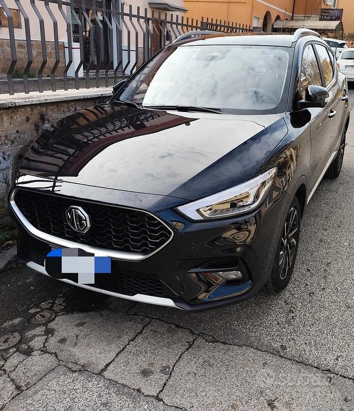 Usata MG ZS Luxury 106 CV (77 kW) 2025 Nero SUV