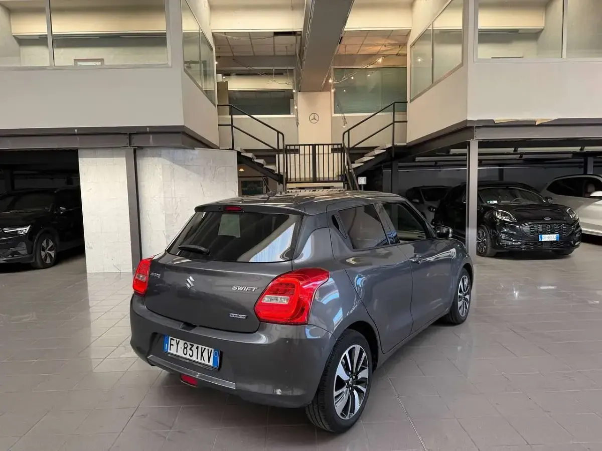 Usata Suzuki Swift 90 CV (66 kW) 2020 Other Utilitaria