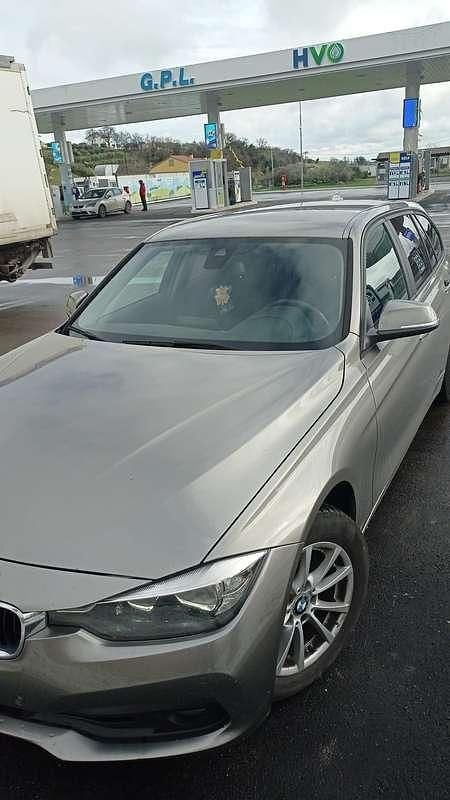 Usata BMW 318 90 CV (66 kW) 2016 Grigio Station wagon