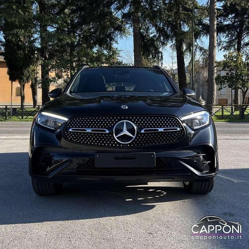 Usata Mercedes GLC200 AMG line 204 CV (150 kW) 2025 Nero SUV