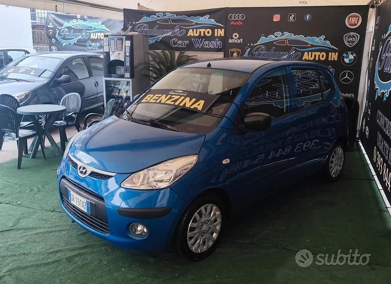 Usata Hyundai i10 67 CV (49 kW) 2010 Blu Utilitaria