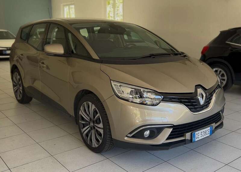 Usata Renault Grand Scénic IV 120 CV (88 kW) 2021 Oro Monovolume