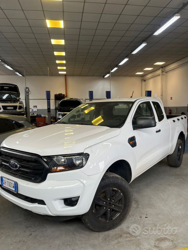 Usata Ford Ranger 143 CV (105 kW) 2022 Bianco Pick-up
