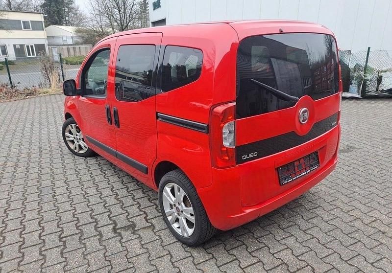 Usata Fiat Qubo Trekking 95 CV (69 kW) 2015 Rosso Monovolume