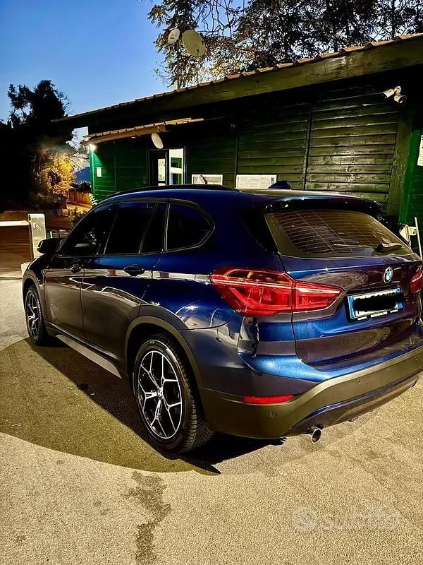 Usata BMW X1 150 CV (110 kW) 2017 Blu SUV