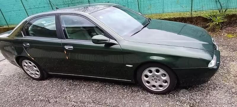 Usata Alfa Romeo 166 190 CV (139 kW) 1998 Verde Berlina