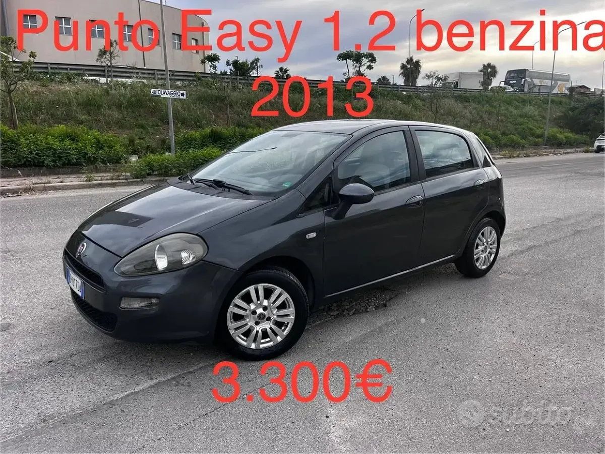 Usata Fiat Grande Punto Easy 69 CV (50 kW) 2013 Utilitaria