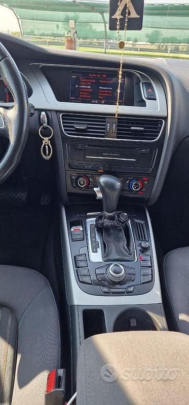 Usata Audi A4 143 CV (105 kW) 2014 Blu Station wagon