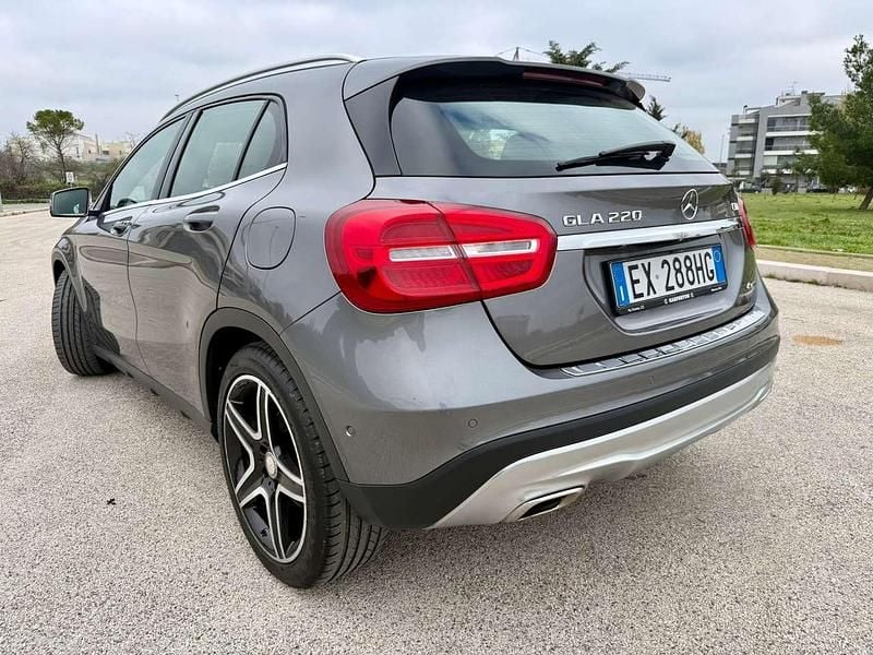 Usata Mercedes GLA220 Premium 170 CV (125 kW) 2014 Grigio SUV