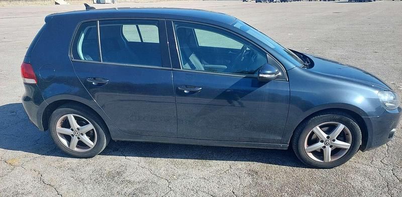 Usata VW Golf VI Comfortline 105 CV (77 kW) 2010 Utilitaria
