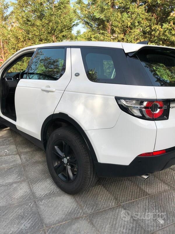 Usato 2017 Land Rover Discovery Sport 2.0 Diesel 150 CV (21.500 €)