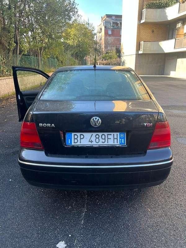 Usata VW Bora Comfortline 131 CV (96 kW) 2007 Berlina