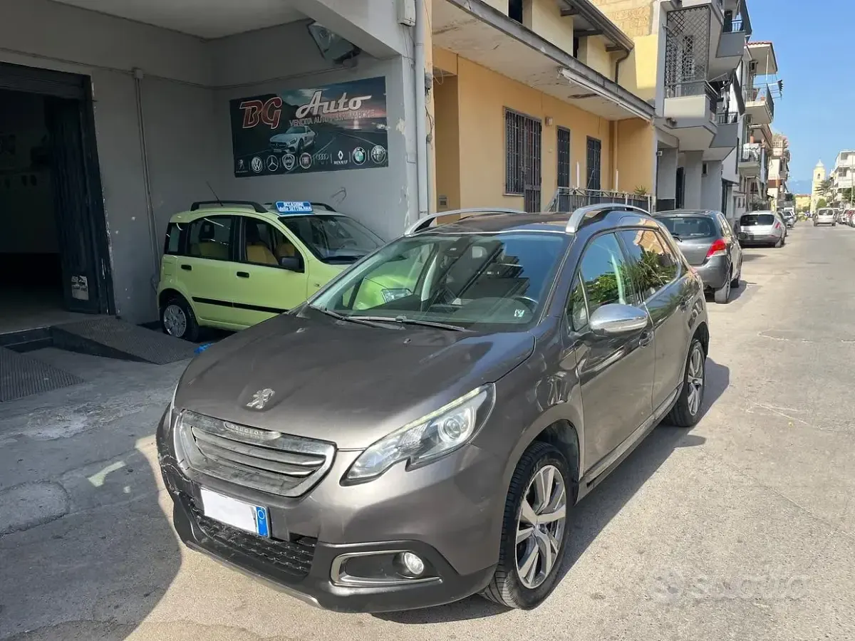 Usata Peugeot 2008 Allure 120 CV (88 kW) 2016 SUV