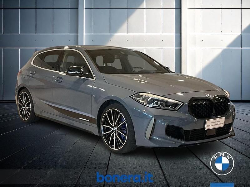 Usata BMW 135 Efficient Dynamics 306 CV (225 kW) 2021 Blu Utilitaria