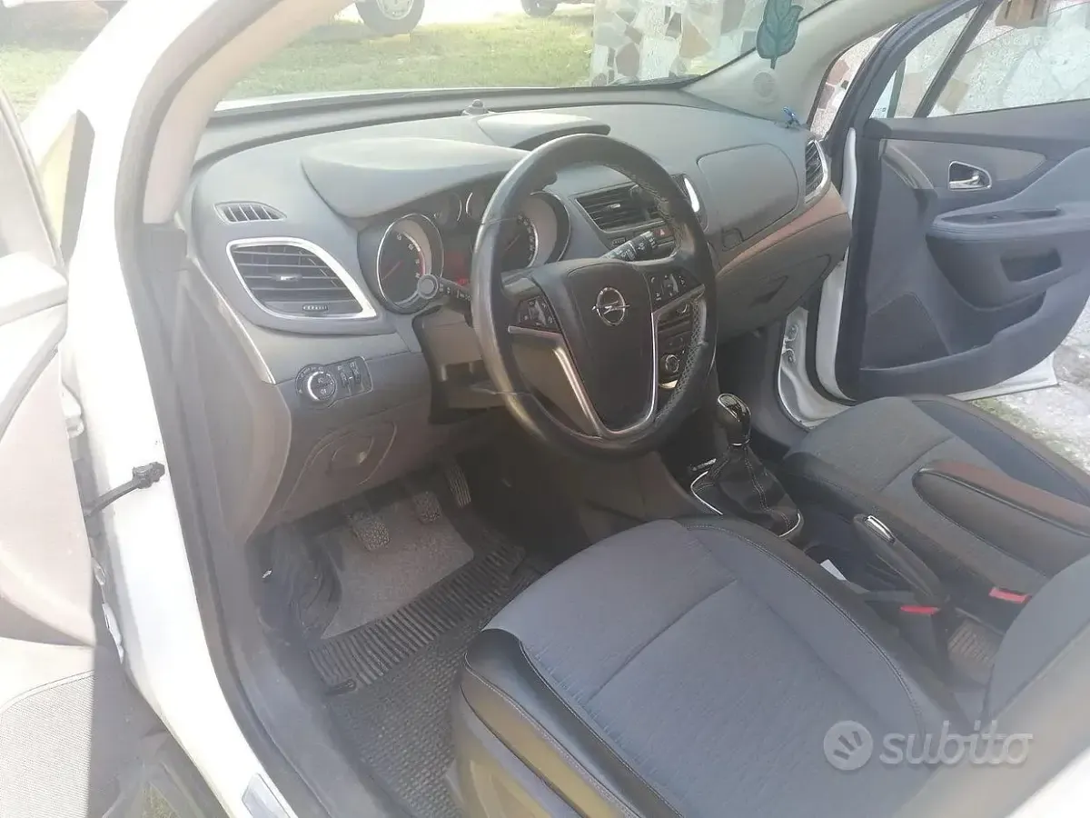 Usata Opel Mokka 140 CV (102 kW) 2015 Bianco SUV
