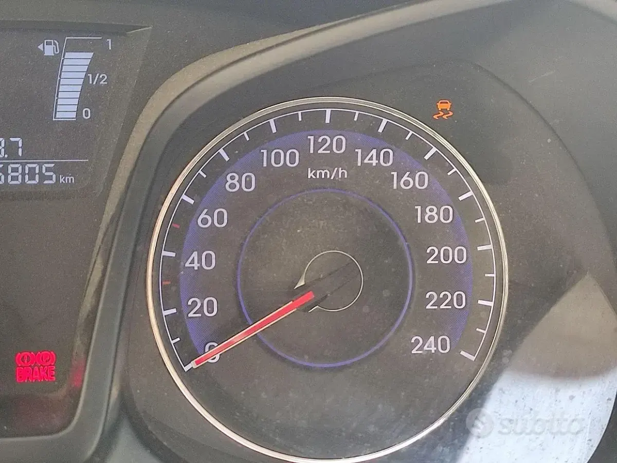 Usata Hyundai ix20 90 CV (66 kW) 2011 Bluazzurro Utilitaria