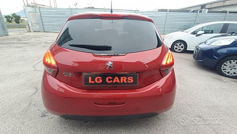 Usata Peugeot 208 Allure 2018 Rosso Utilitaria