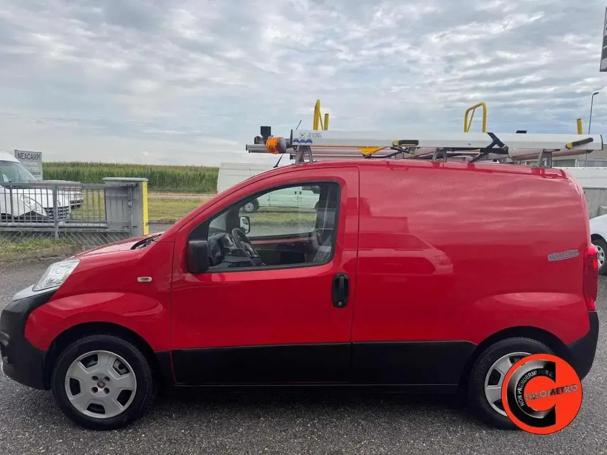 Usata Fiat Fiorino 95 CV (69 kW) 2017 Rosso Monovolume