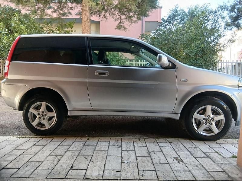 Usata Honda HR-V 105 CV (77 kW) 2003 Grigio SUV