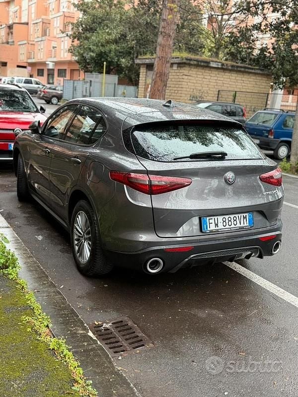 Usata Alfa Romeo Stelvio 160 CV (117 kW) 2019 SUV