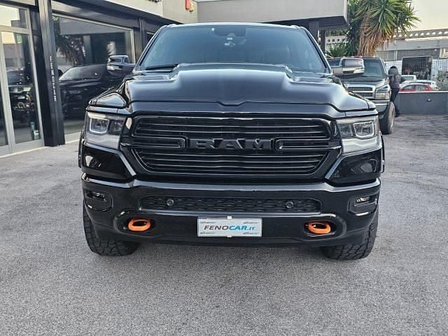 Usata RAM 1500 401 CV (294 kW) 2023 Nero Pick-up