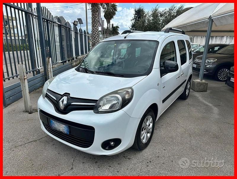 Usata Renault Kangoo 90 CV (66 kW) 2016 Bianco Monovolume