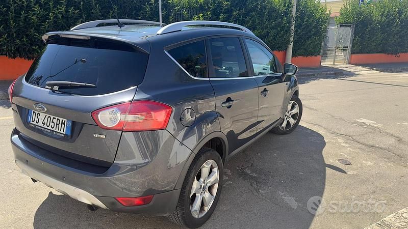 Usata Ford Kuga Titanium 136 CV (100 kW) 2009 Blu SUV