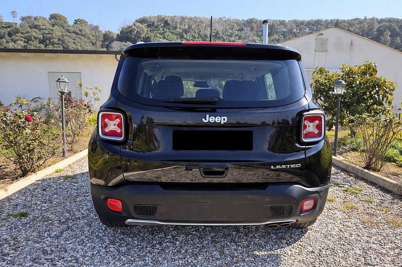 Usata Jeep Renegade Limited 120 CV (88 kW) 2018 Nero SUV
