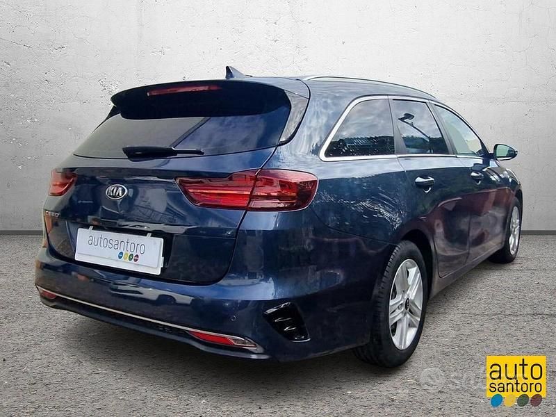 Usata Kia Ceed 115 CV (84 kW) 2019 Blu Utilitaria