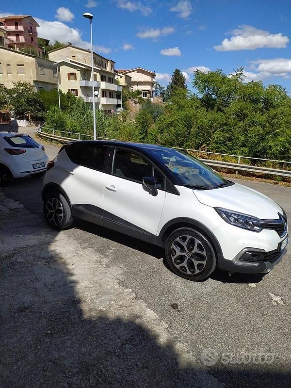 Usata Renault Captur 90 CV (66 kW) 2018 Bianco SUV