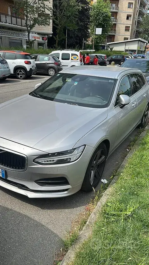 Usata Volvo V90 Momentum 190 CV (139 kW) 2017 Grigio Station wagon