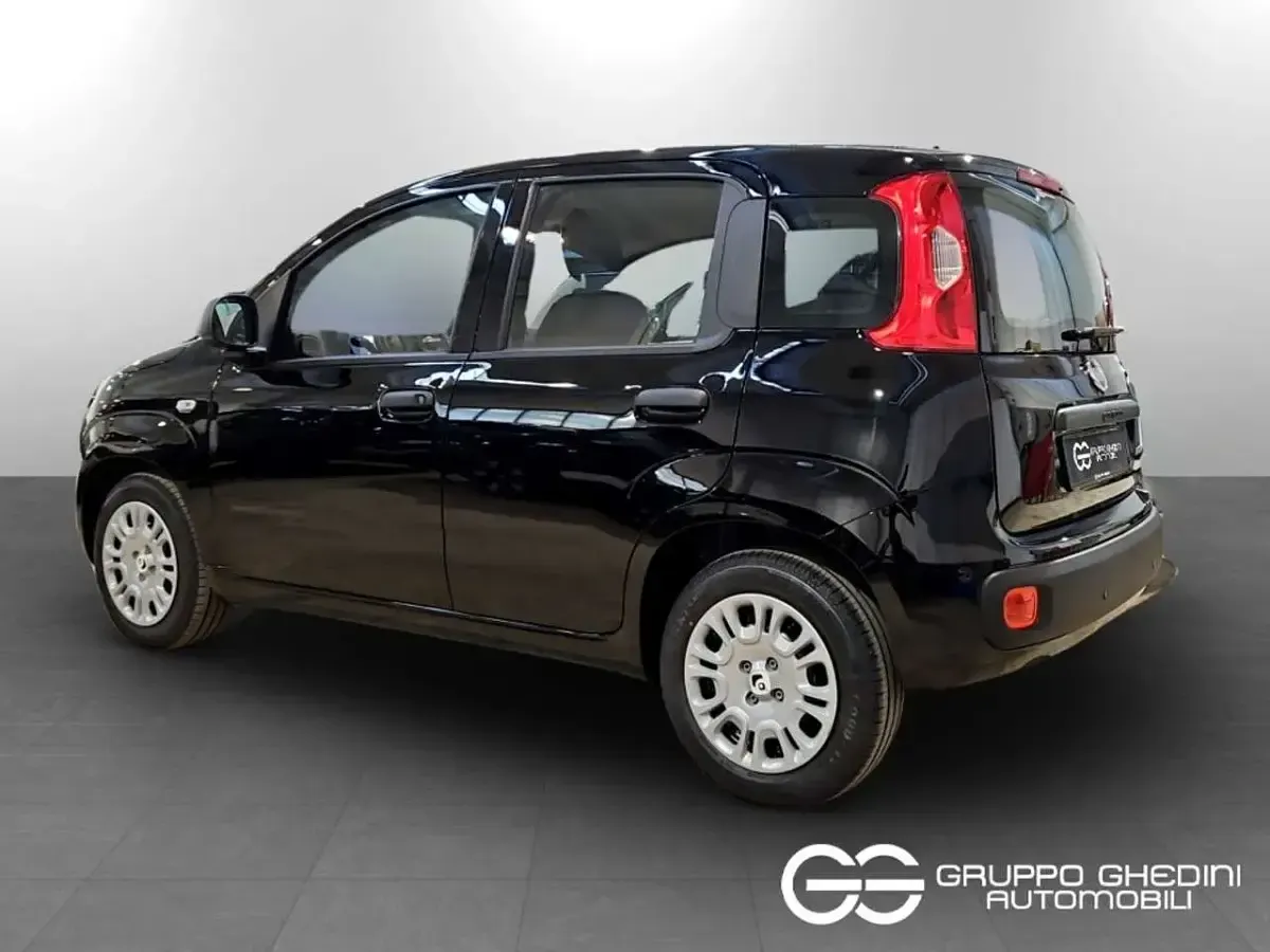 Nuova Fiat Panda Pop 65 CV (47 kW) 2026 Nero cinema pastello Utilitaria