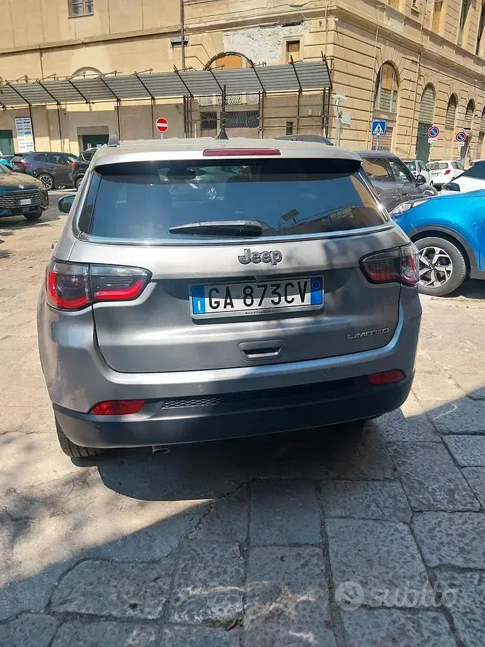 Usata Jeep Compass Limited 120 CV (88 kW) 2020 Grigio SUV