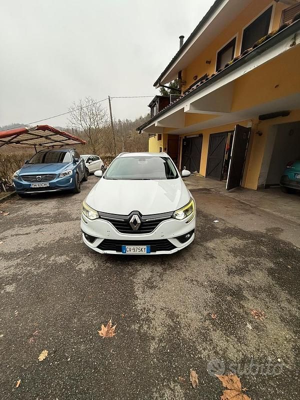 Usata Renault Mégane GrandTour 110 CV (80 kW) 2017 Bianco Station wagon