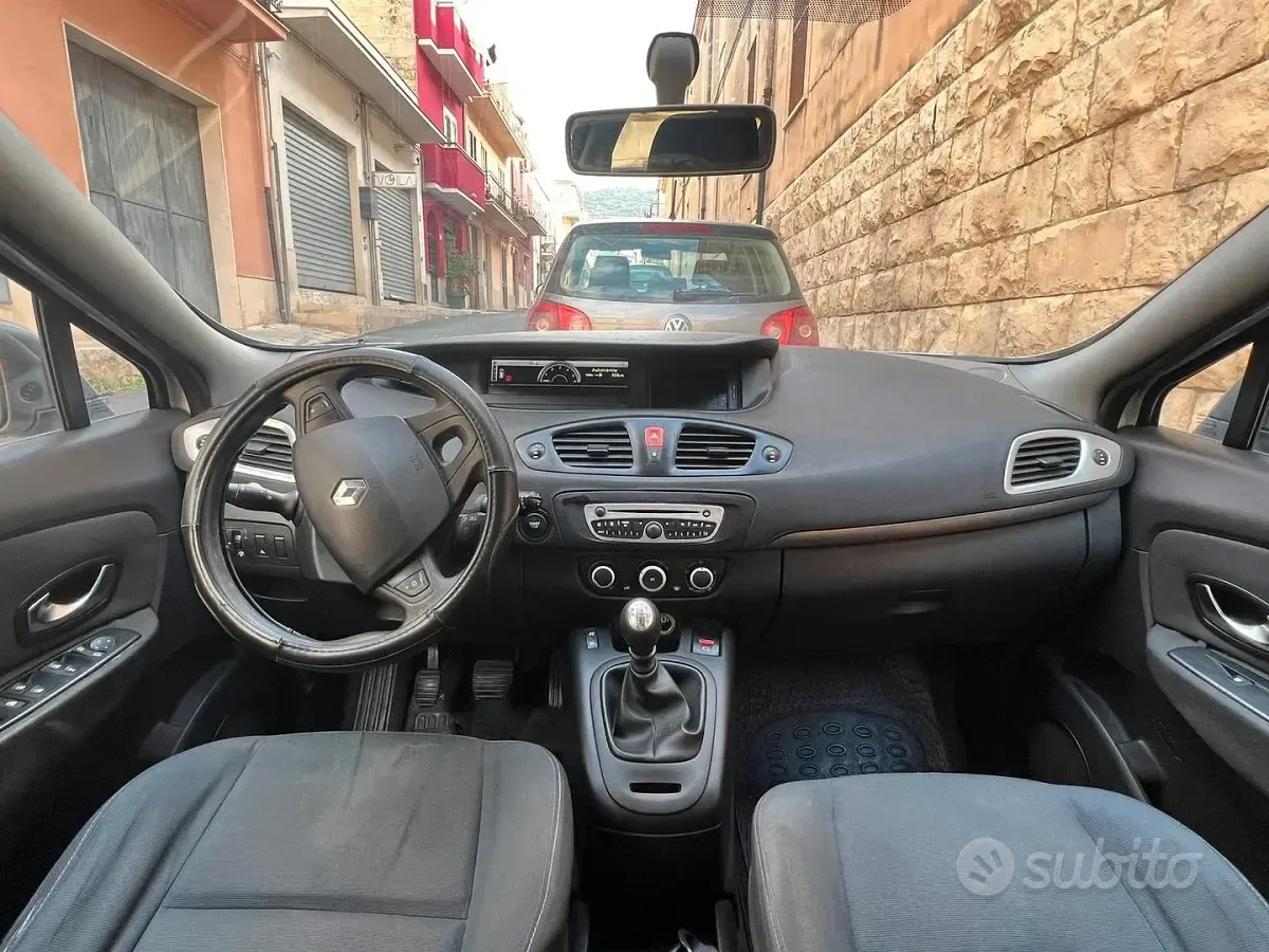 Usata Renault Scenic E-Tech 110 CV (80 kW) 2010 Bianco Berlina