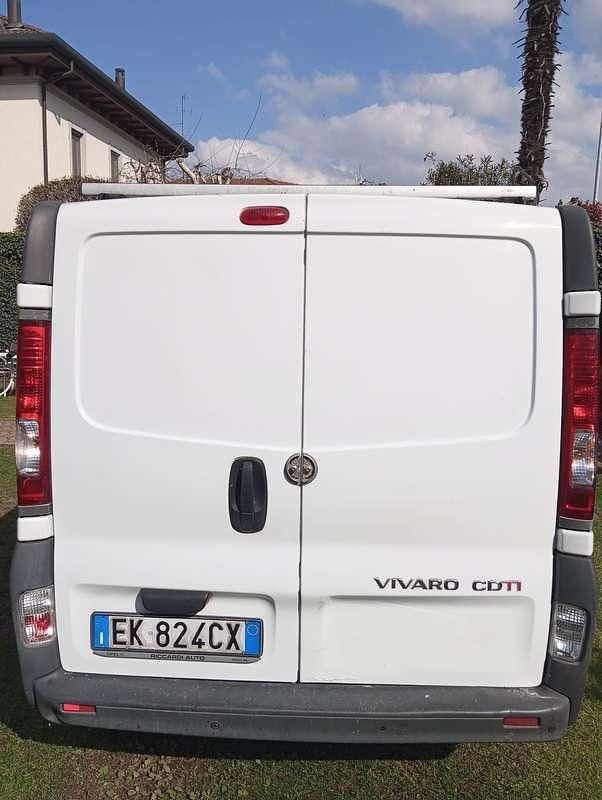 Usata Opel Vivaro 114 CV (83 kW) 2011 Bianco Monovolume