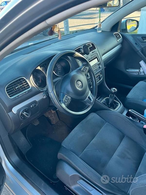 Usata VW Golf VI 110 CV (80 kW) 2009 Utilitaria